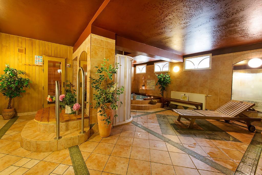 Alpsky Hotel Špindlerŭv Mlýn Eksteriør billede